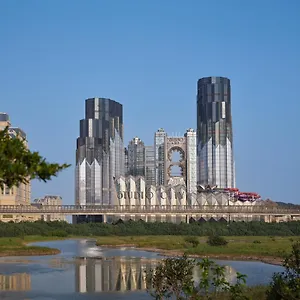 - Epic Tower 澳门