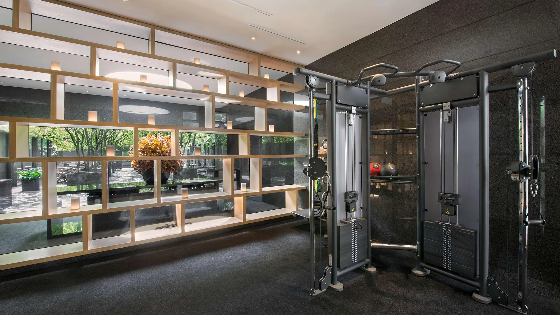 Grand Hyatt Hong Kong Hotel