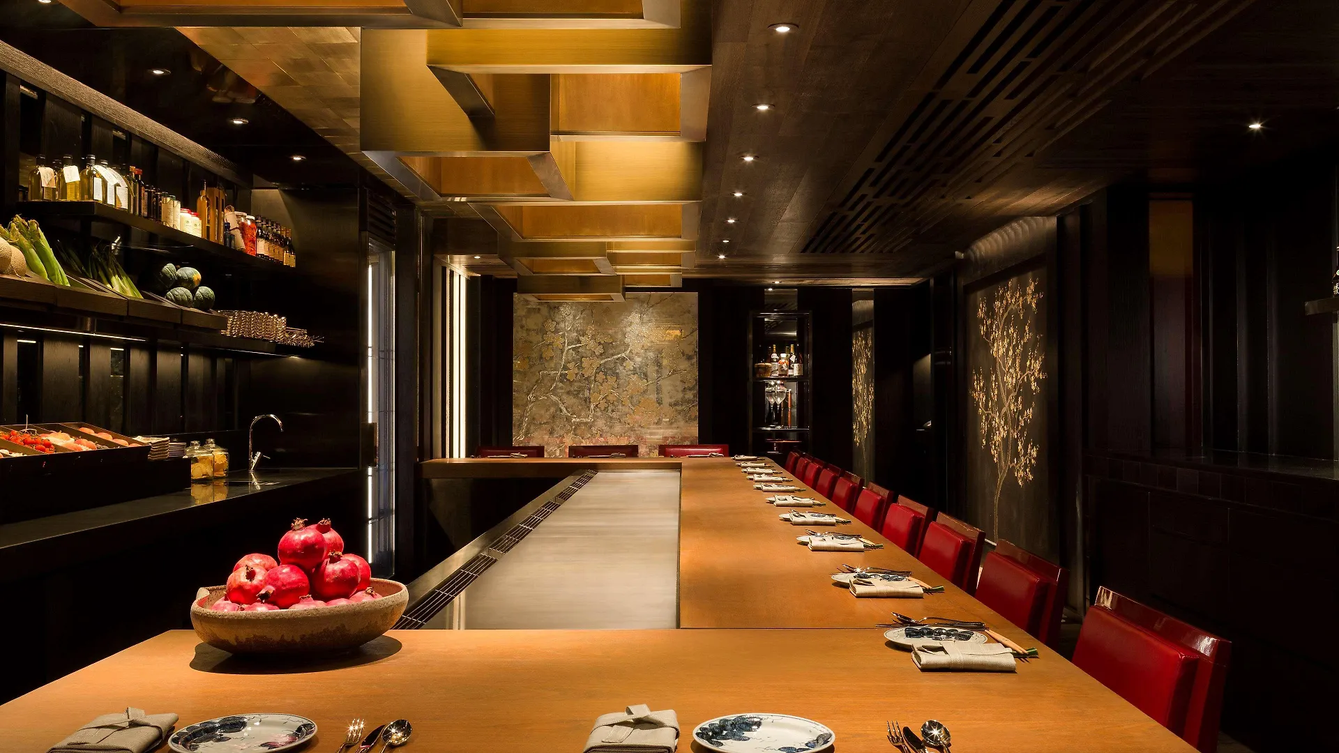 Grand Hyatt Hong Kong Hotel 5*,  China