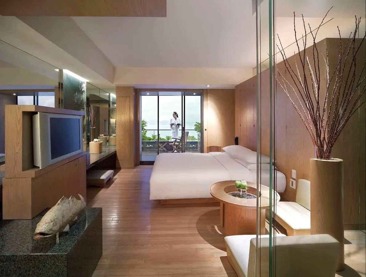 Grand Hyatt Hong Kong Hotel