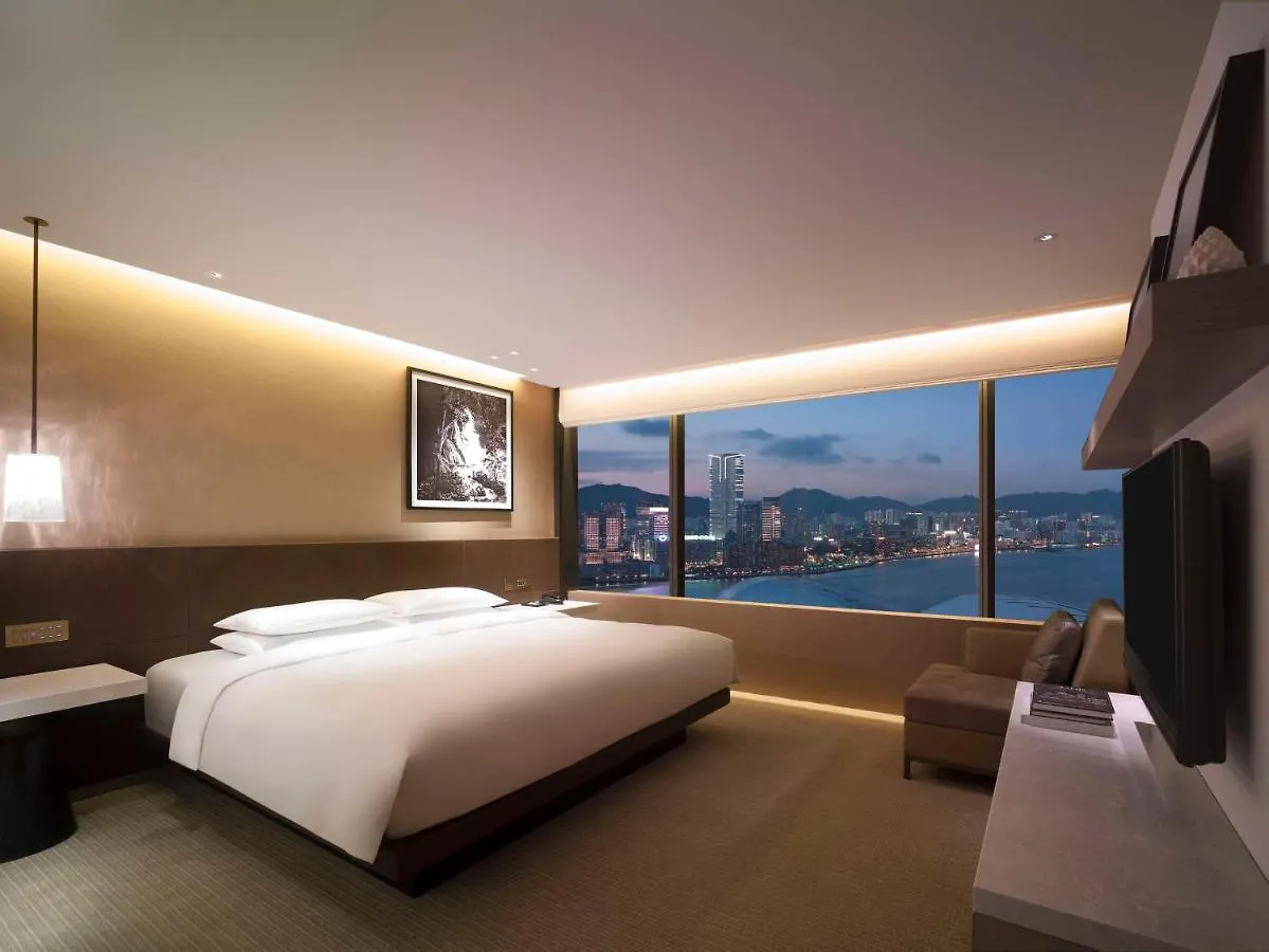 Grand Hyatt Hong Kong Hotel 5*,  China
